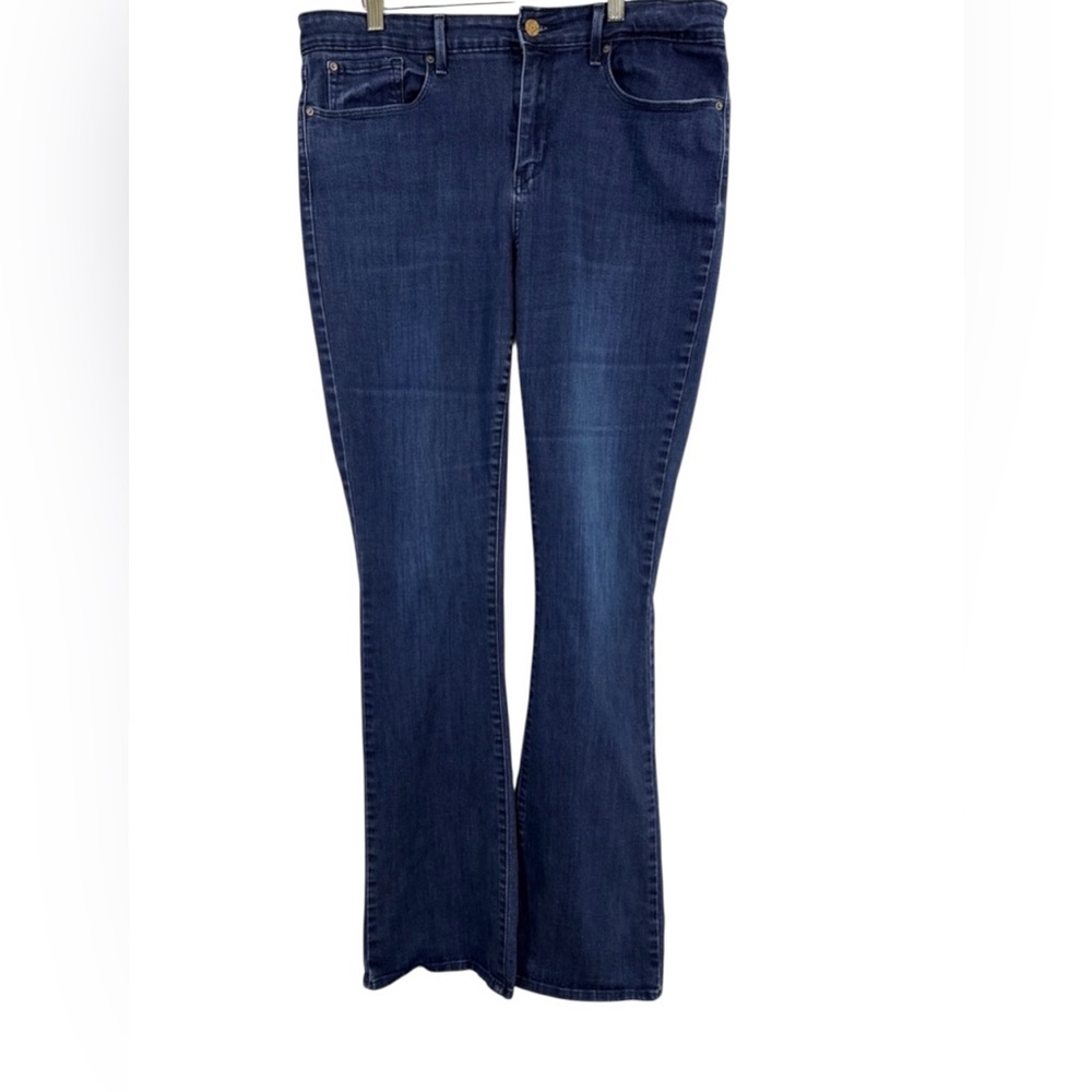 Signature Levi Strauss Classic Blue Women's Bootcut Jeans Size 16L